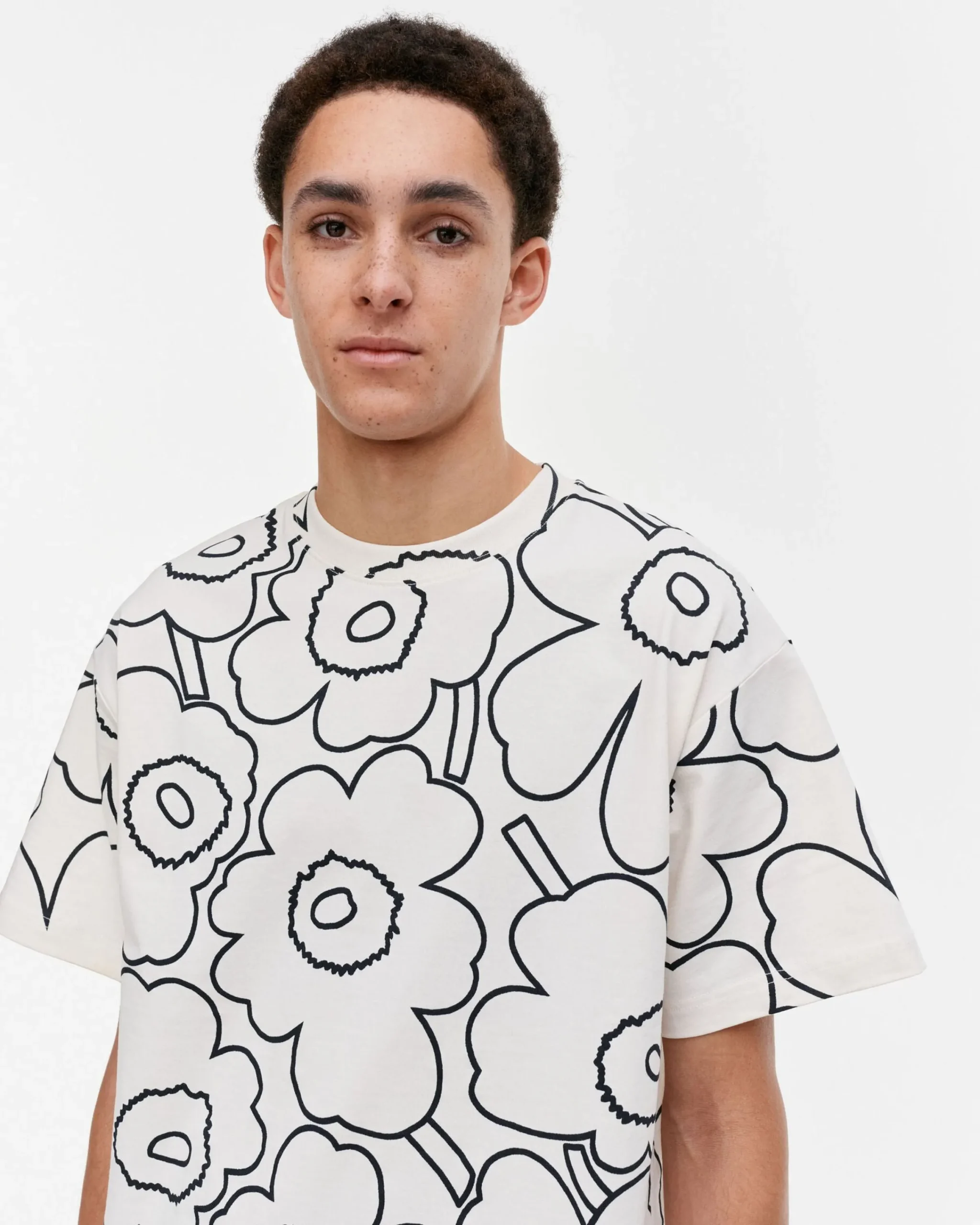 Vaatteet Marimekko Kioski Nopeus Pieni Piirto Unikko T-Paita